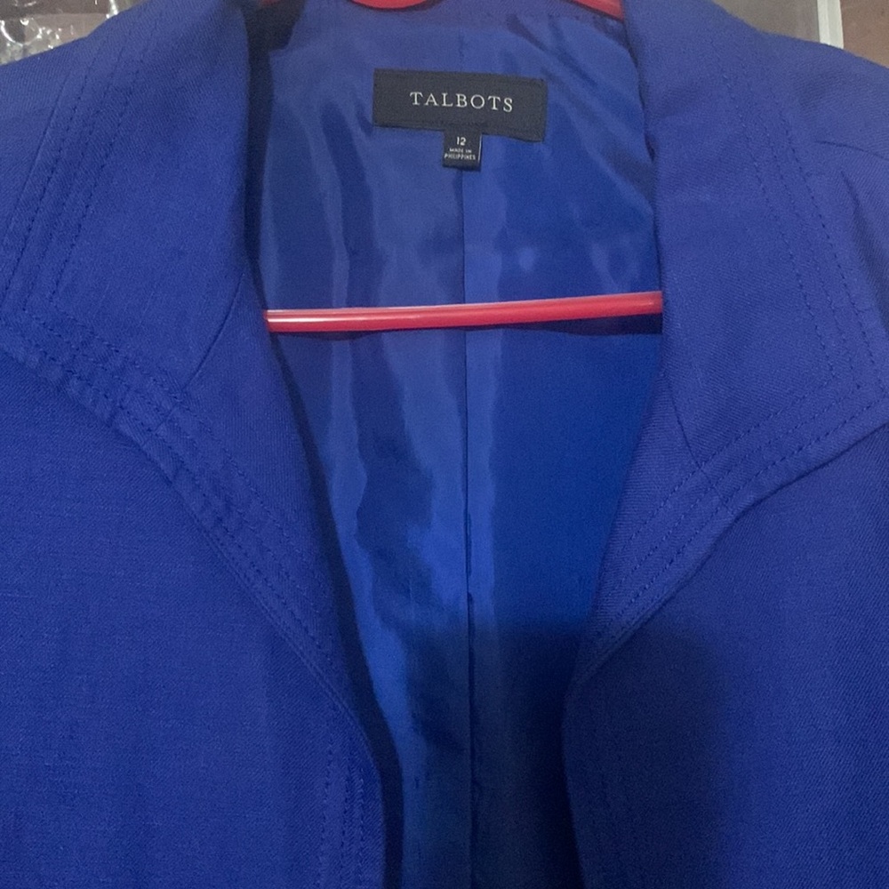Woman’s jacket - Picture 2 of 2